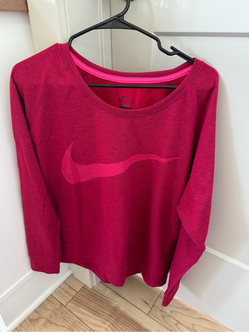 Nike Dri-FIT Fuchsia/Magenta Long Sleeve Pullover
